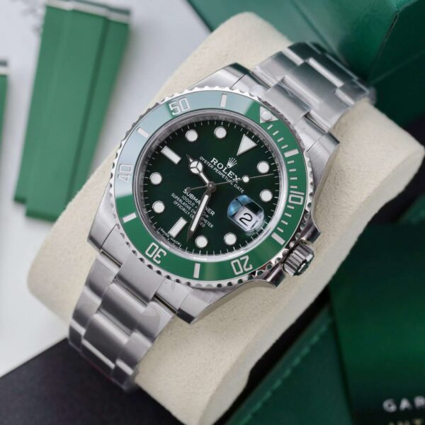 Rolex Best Replica Watch Submariner 116610LV Hulk VS Factory 40mm